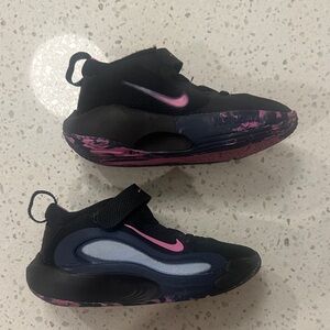 Nike Isofly PS Kids Black Midnight Navy Pink Sneaker 10C